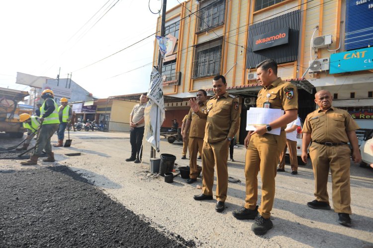 Pemko Pekanbaru Gesa Perbaikan Infrastruktur Jalan untuk Masyarakat