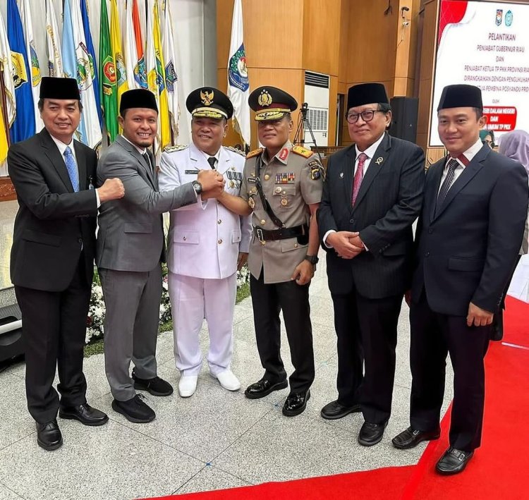 Berharap Bisa Langsung Aksi, Pimpinan dan Anggota DPRD Provinsi Riau Hadiri Pelantikan SF Hariyanto Sebagai Pj Gubernur Riau