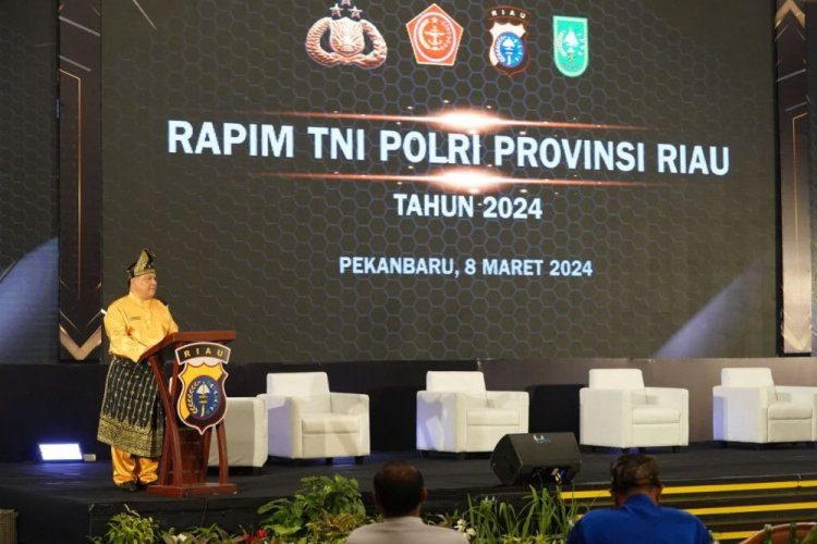 Pj Gubri SF Hariyanto Jadi Keynote Speaker Rapim TNI-Polri Provinsi Riau