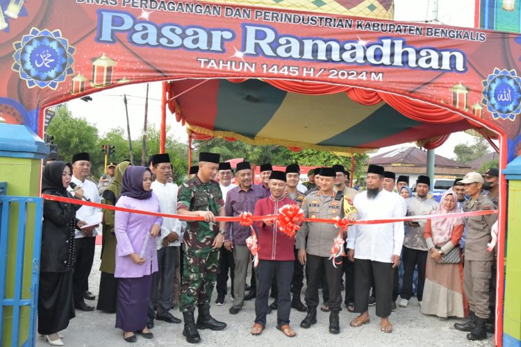 Wabup Bengkalis Resmikan Pasar Ramadhan 1445 H