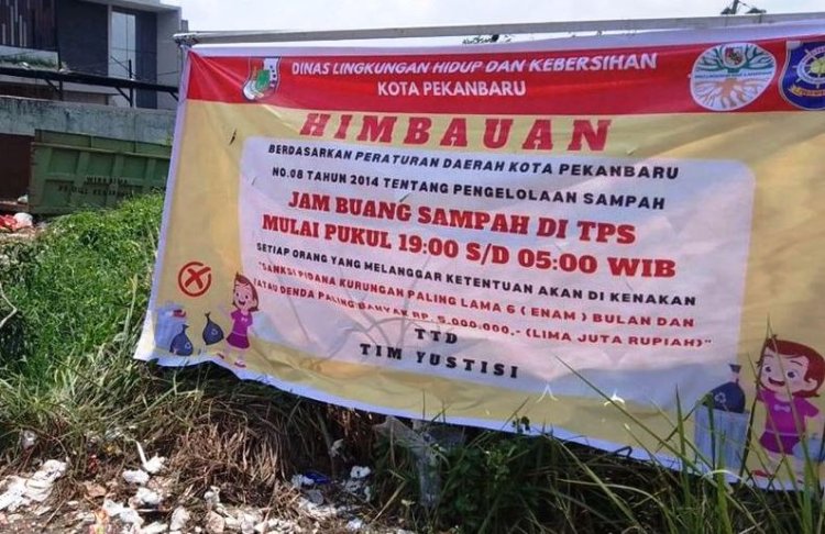 Ada Sanksi Denda, DLHK Pekanbaru Minta Warga Buang Sampah Pukul 19.00 WIB hingga 05.00 WIB