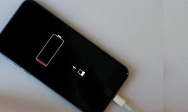 Cara Mengecas iPhone Banyak yang Salah, Apple Ungkap Cara yang Benar