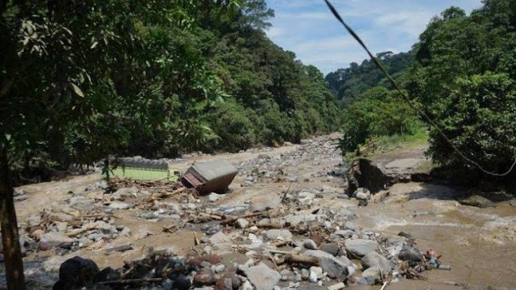 BMKG Ingatkan Warga Sumbar Potensi Hujan Sedang-Ekstrem hingga 22 Mei 2024