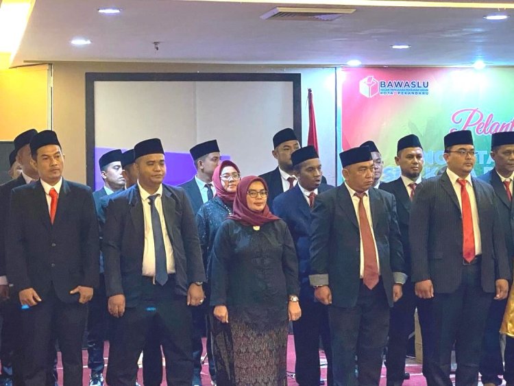 45 Panwaslu Kecamatan untuk Pilkada Serentak 2024 Dilantik, Ketua Bawaslu Kota Pekanbaru Ferdy: Jaga Integritas dan Profesional