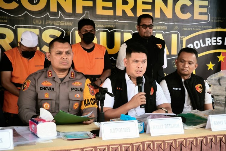 Potong Uang Bansos 50 Persen, Satreskrim Polres Dumai Tahan Mantan Anggota DPRD Dumai