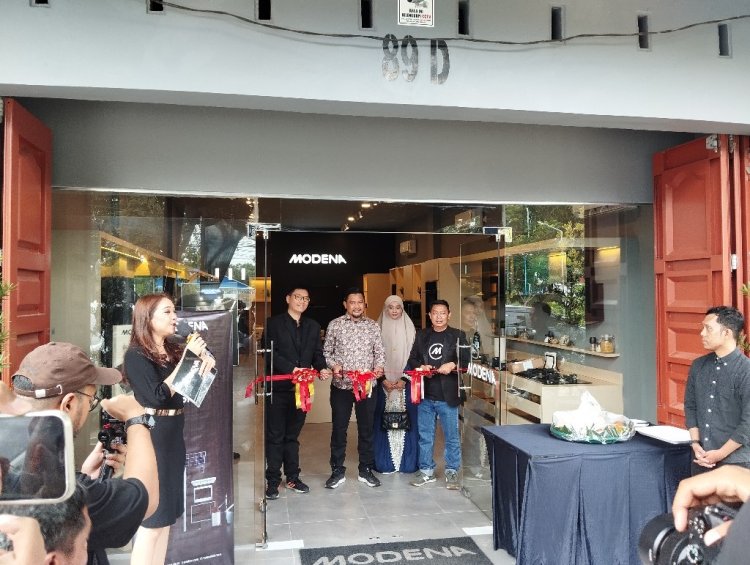 Hadirkan Home Center Kedua di Pekanbaru, MODENA Ingin Lebih Dekat Masyarakat