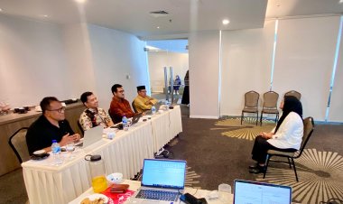 Hadiah PHR di Hari Jadi Riau ke-67, Berikan Beasiswa Penuh Kepada Sepuluh Putra Putri Riau