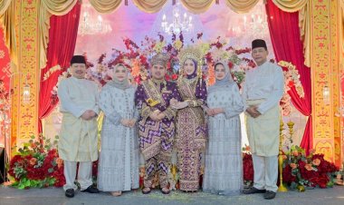 M Arsya Fadillah Akhiri Masa Lajang, Bupati Bengkalis Kasmarni Beri Doa Restu dengan Haru