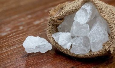 Tawas untuk Deodoran, Beneran Ampuh Hilangkan Bau Ketiak?