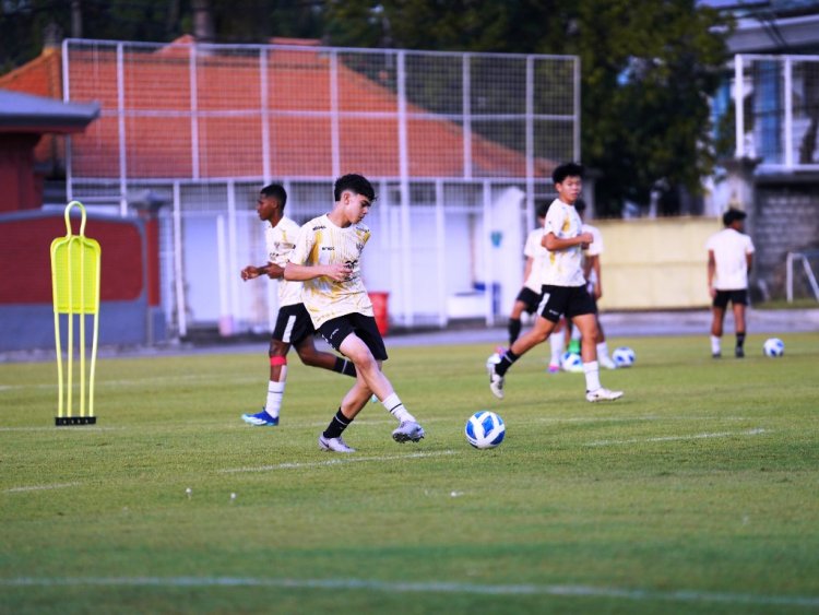 Jelang Timnas U-17 Indonesia vs India, Mathew Baker Sudah Ikut Training Center di Bali