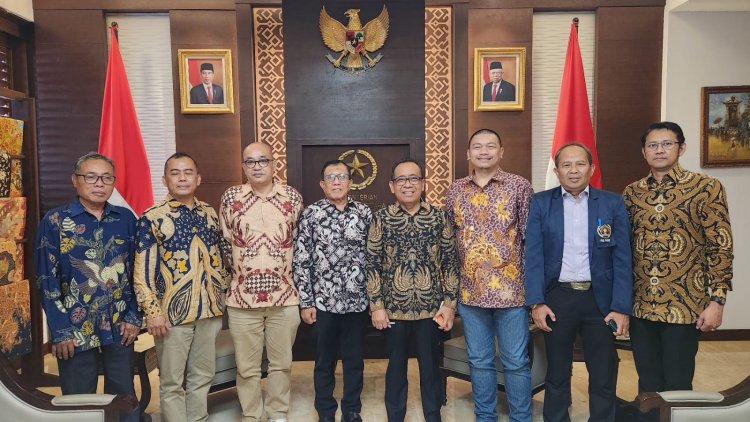 Wujudkan Graha Pers Pancasila dan Pusat Diklat Wartawan Internasional, Mensesneg Pratikno Dukung PWI