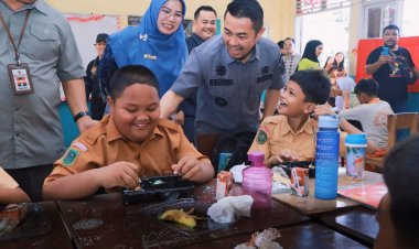Disdik Pekanbaru Akan Gelar Simulasi Makan Bergizi Gratis di SDN 185 dan SMPN 49 Tebing Tinggi Okura