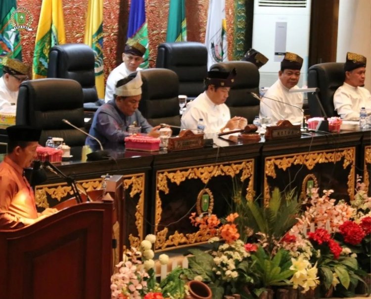 Dari Paripurna Istimewa Peringatan Hari Jadi Riau ke-67, Yulisman Ajak Semua Komponen Wujudkan Riau Maju dan Cerdas 