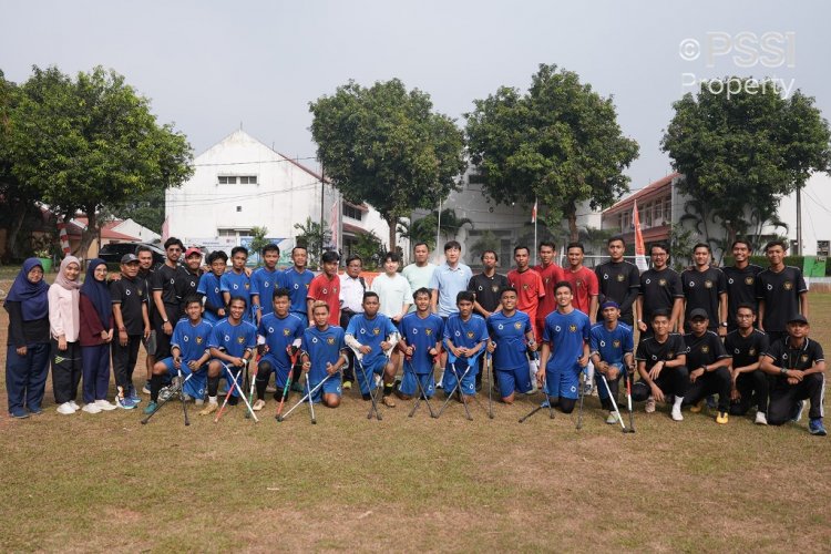 Shin Tae-yong Berikan Motivasi ke Timnas Indonesia Amputasi di Bumi Pamentas Lebak Bulus