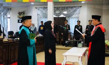 Dilantik, Sumiartini Perempuan Pertama Nakhodai DPRD Kabupaten Rokan Hulu