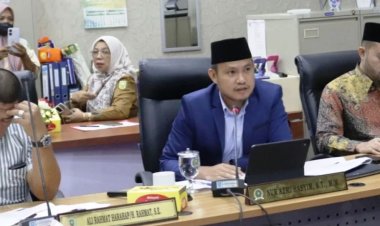 Komisi I DPRD Provinsi Riau Rapat Dengar Pendapat Bersama Biro Umum, Bahas Jumlah THL dan Mobil Operasional