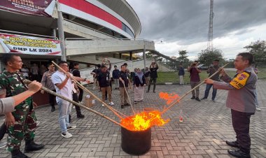 Jelang Hari Pemungutan Suara, KPU Kampar Musnahkan 2.435 Lembar Surat Suara Rusak