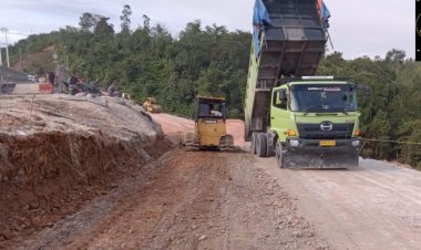 Perbaikan Jalan Lintas Riau-Sumbar di Tanjung Alai XIII Koto Kampar Ditargetkan Selesai Minggu Depan