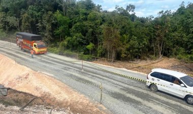 Lalu Lintas Jalan Lintas Riau-Sumbar di Tanjung Alai XIII Koto Kampar Lancar Saat Ujicoba, Masih Sistem Buka Tutup