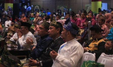 Tengku Azwendi Fajri Hadiri Rapat Paripurna HUT ke-67 Riau