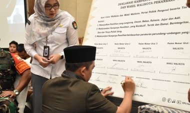 Pimpinan DPRD Kota Pekanbaru Muhammad Isa Lahamid Hadiri Pengundian Nomor Urut Calon Wali Kota 2024