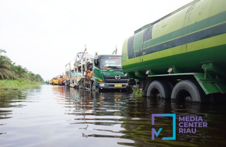 Sebagian Wilayah Riau Dilanda Banjir, Pemprov Riau Akan Tetapkan Status Siaga Darurat Penanggulangan Bencana Hidrometeorologi