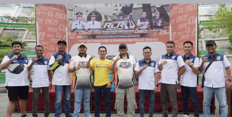 Sekda Rohul Muhammad Zaki Buka Rohul Cup Race di Sirkuit Non Permanen Kompleks Pemda