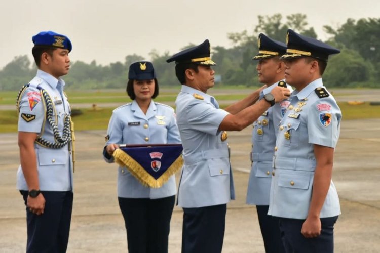 Danlanud Roesmin Nurjadin Marsma TNI Feri Yunaldi Pimpin Sertijab Komandan Skadron Udara 12 Wing Udara 6