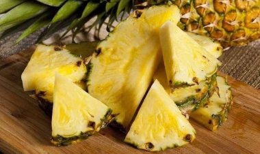 7 Buah yang Bisa Picu GERD, Ada Lemon hingga Nanas