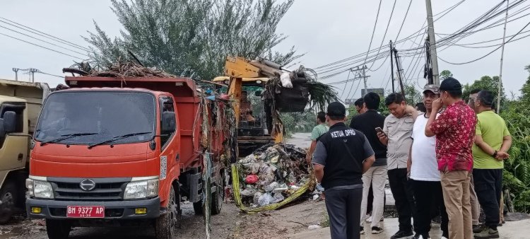 Pemko Pekanbaru Buka Opsi Angkutan Sampah Dikelola Camat hingga RT dan RW