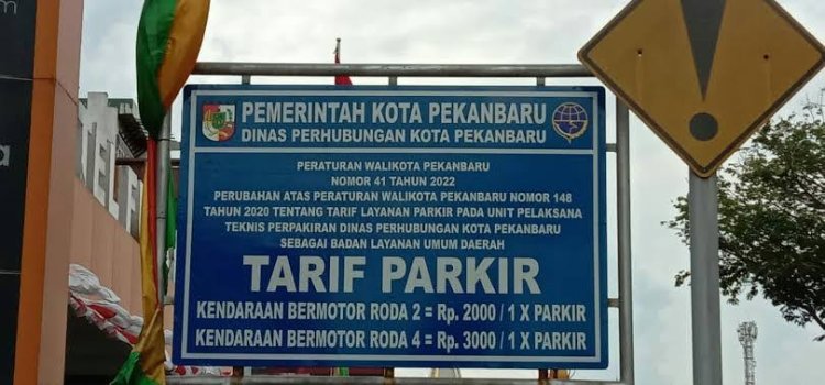 Plang Parkir Belum Update Jadi Alasan Jukir di Pekanbaru Masih Pakai Tarif Lama