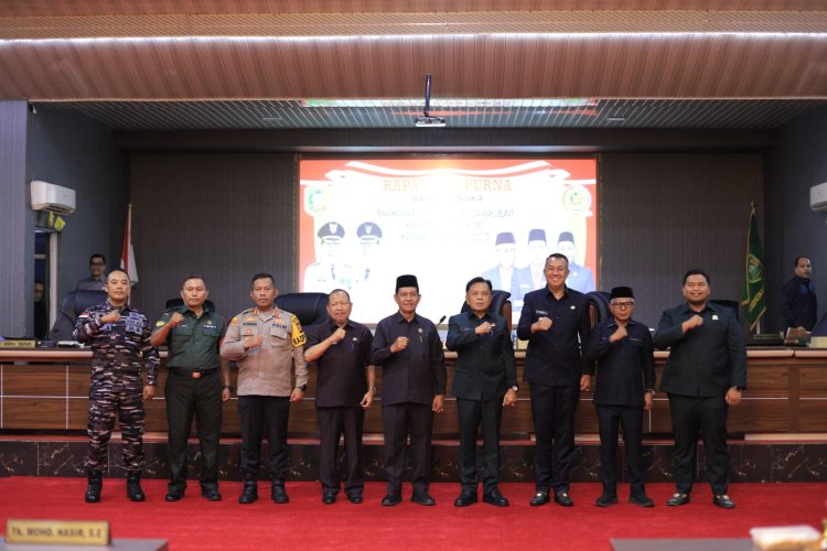 DPRD Kepulauan Meranti Rapat Paripurna Penyampaian Pidato Perdana Bupati dan Wakil Bupati 2025-2030