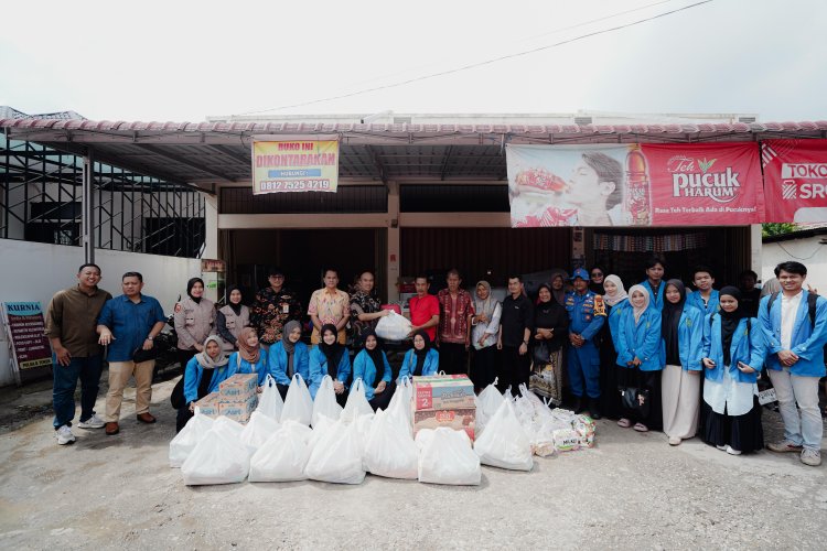 UIR Salurkan Bantuan untuk Masyarakat Terdampak Banjir Sungai Siak