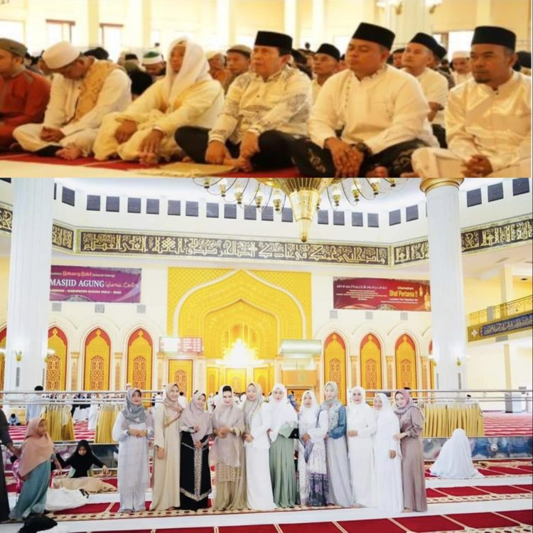 Bupati Rohul Sukiman Salat Idul Adha 1445 H di Masjid Islamic Center