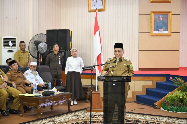 Bupati Rohil Buka Bimbingan Manasik Haji, Minta Jamaah Pahami Rukun Haji