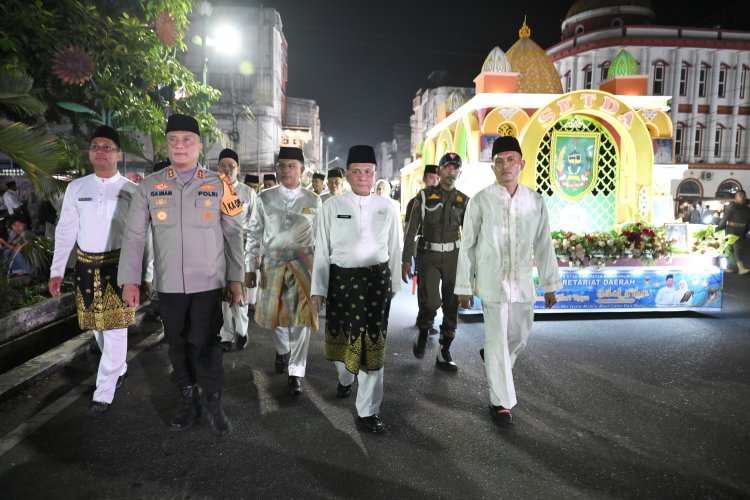 Pawai Takbir Sambut Idul Fitri 1446 H di Rohil Meriah
