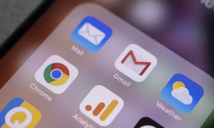 Apple Keluarkan Peringatan: Pakai Chrome di iPhone Bisa Bocorkan Data Perbankan