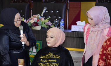Dharma Wanita Persatuan Bengkalis Gelar Pelatihan Merias Wajah