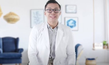 dr Gia Pratama: Kalau Setelah Makan Kamu Ngantuk, Itu Alarm Gula Tubuh Naik Drastis!