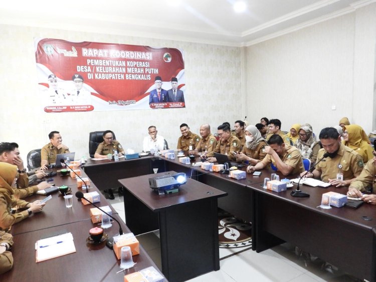Kasmarni Terbitkan Instruksi Bupati Bengkalis, Pembentukan Koperasi Merah Putih Capai 94 Persen
