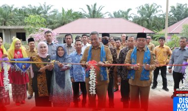 Pemkab Rohul Teken MoU dengan Universitas Rokania dan Resmikan Gedung Perpustakaan Baru