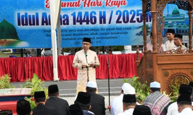 Salat Idul Adha di Lapangan Tugu, Wabup Bengkalis Ajak Umat Muslim Pupuk Kebersamaan dalam Membangun Negeri