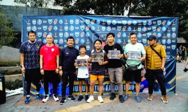 Dihadiri Kurniawan Dwi Yulianto hingga Indra Sjafri, Sosialisasi Piala Presiden 2025 di Car Free Day Jakarta
