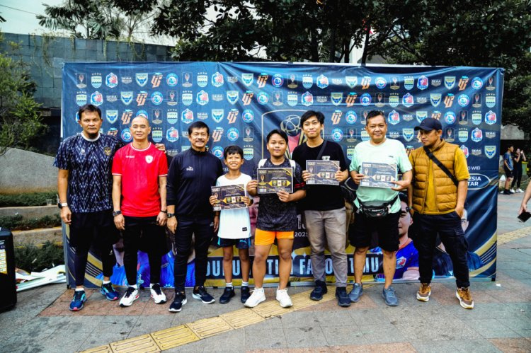Dihadiri Kurniawan Dwi Yulianto hingga Indra Sjafri, Sosialisasi Piala Presiden 2025 di Car Free Day Jakarta