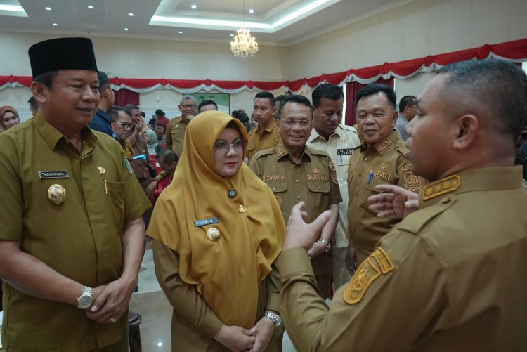 Bupati Siak Afni Minta Perusahaan Berkontribusi Membangun Jalan dan Lingkungan Sosial