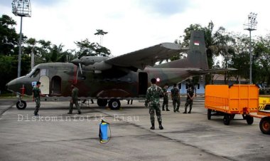 Karhutla Riau, 9.200 Kilogram Garam Ditumpahkah di Langit Riau untuk Modifikasi Cuaca