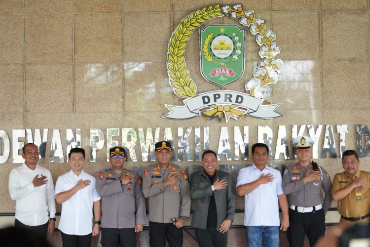 Ketua DPRD Siak Indra Gunawan Hadiri Peringatan Hari Bhayangkara ke-79, Akui Polri Sudah Banyak Berbuat untuk Masyarakat