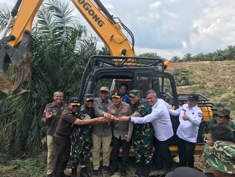 Lagi, Kebun Sawit di TNTN Diserahkan ke Pemerintah, 311 ha Kembali Siap Dipulihkan
