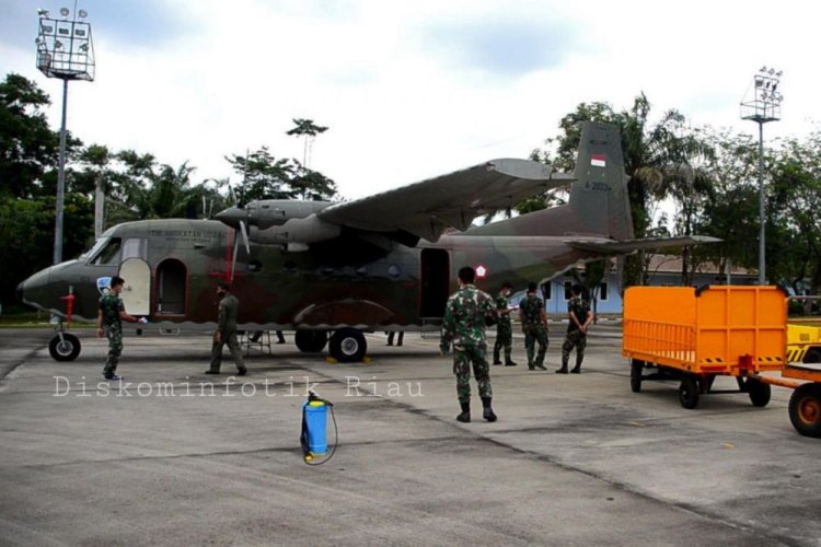 Tabur 9.200 Kg Garam di Langit Riau untuk Hujan Buatan Atasi Karhutla Riau