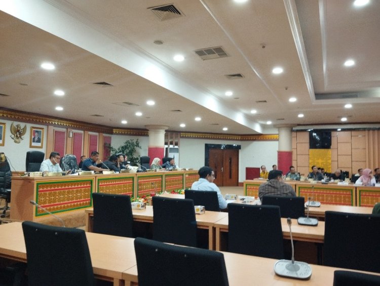 DPRD Riau Tuding PT Eka Dura Indonesia Lakukan Wanprestasi Soal 20 Persen Kebun Masyarakat